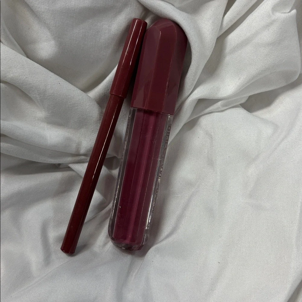 Siheglan  Matte Lip Gloss and Lip contour liner set of 2 rose colored new